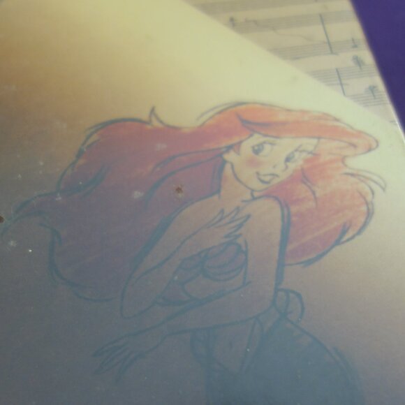 Walt Disney Records presents THE MUSIC BEHIND THE MAGIC ISBN 1-55723-619-4 - Picture 4 of 14